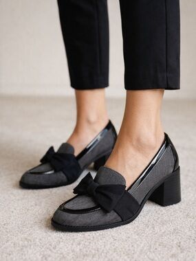 Bandolino Bow Loafer Heels Gray Herringbone Block Heel Classic Sz 6.5 E240